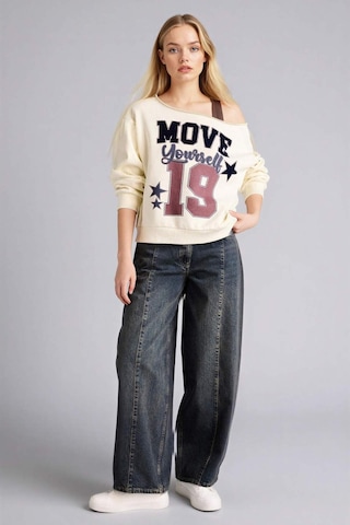 Defacto Oversıze Kayık Yaka Baskılı Sweatshirt G9613ax26spbg418 Bej-bg418