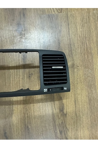 Toyota Corolla Orta Izgara Havalandırma 2002-2006