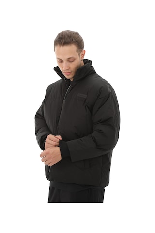 Mnj3424-bk New Balance Mnj3424 Erkek Mont Siyah Mnj3424-bk Siyah