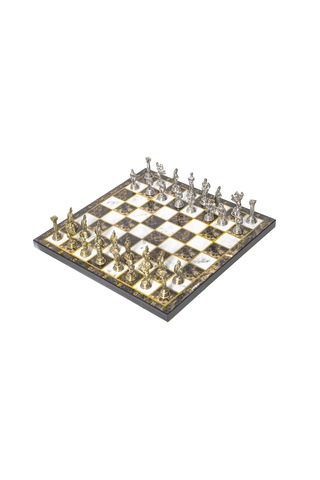 Lüks Metal Satranç Takımı Krom Kaplama Roma Ordusu Figür & Kehribar Mermer Desenli Tahta 20 Cm.