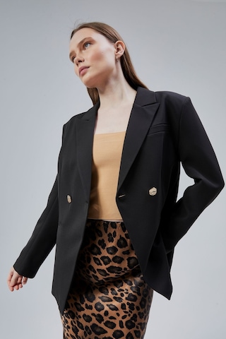Siyah Regular Fit Yırtmaç Detaylı Blazer Ceket Siyah