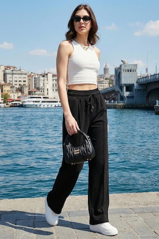 Lela Pamuk Ve Keten Karışımlı Yüksek Bel Rahat Kesim Bol Paça Spor Bayan Pantolon 5865022 Siyah