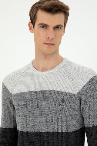 U.S. Polo Assn. Erkek Slim Fit Bisiklet Yaka Antrasit Melanj Kazak 50293017-VR081