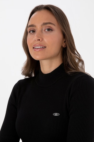 U.S. Polo Assn. Kadın Siyah Balıkçı Yaka Kazak 50315937-VR046