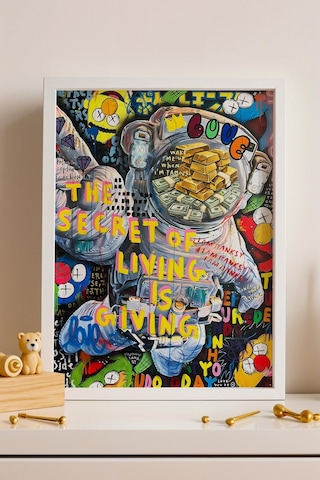 The Secret Of Living İs Giving Uzay Ve Astronot Temalı Çerçeveli Tablo Çalışma Alanı Dekoru Street Art
