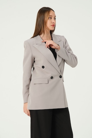 Gri Regular Astarlı Kruvaze Kapama Dokuma Blazer Ceket 001