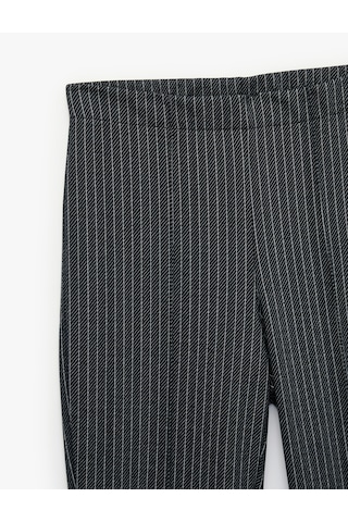 Koton Slim Fit Çizgili İspanyol Paça Pantolon Lacivert Çizgili 7wak40074ek 7s2