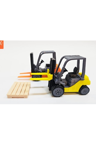 Teknoartshop Forklift Model Kit Card