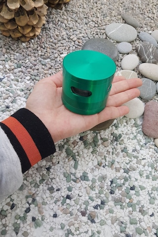 Pencereli 63 Mm. Tütün Baharat Herbal Öğütücüsü Parçalayıcı Pt94
