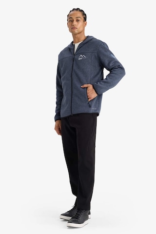 Defacto Defactofit Standart Fit Kapüşonlu İçi Yumuşak Tüylü Fermuarli Polar Hırka F3811ax25wnnv123 Lacivert-nv123