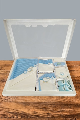 10 Parça Mavi Kuzu Hastane Çıkışı Ve 4 Parça Bebek Bornoz Seti Mavi