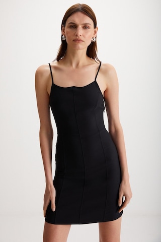 Ethıquet Manuela Kadın Kalın Dokuma Interlok Kumaşlı Vücüdü Saran Bodycon Kalp Yaka Siyah Elbise