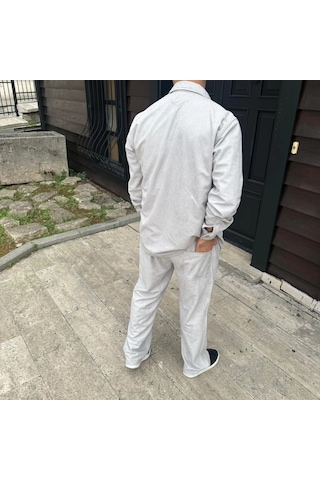 Erkek Kadife Oversize Takım - Gömlek Ve Pantolon İkili Set Füme Corduroy Şıklığı, Rahat Ve Zarif Duruş Yumuşak Dokulu Kadife Kumaş, Düğmeli Gömlek Üst Ve Lastikli Pantolon Alt Parça İle Gün Boyu Konfor- Gri Çok Renkli