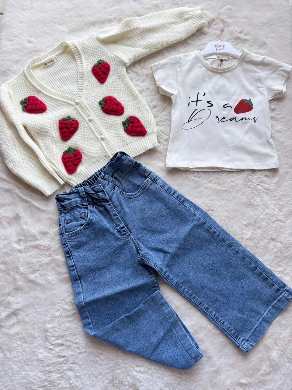 Triko Hırkalı 3 Lü Takım Kırmızı Çilekli Ekru