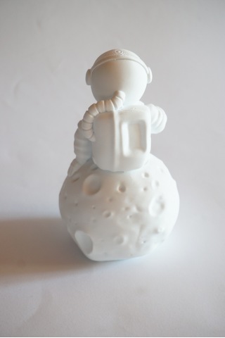Ayda Oturan Astronot Figürü 15 Cm - Dekoratif Biblo Ve 3d Maket Obje 15cm