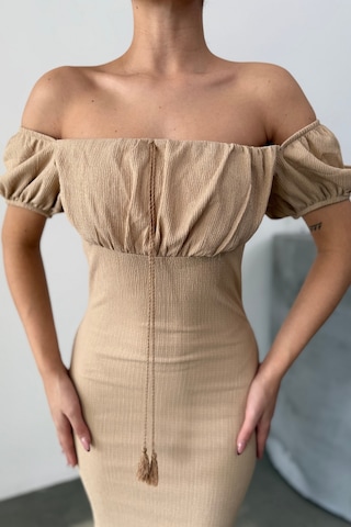 Msm Fashion Kadın Elbise Mini Yazlık Kısa Kollu Yaka Detaylı Esnek Bodycon Elbise Bej