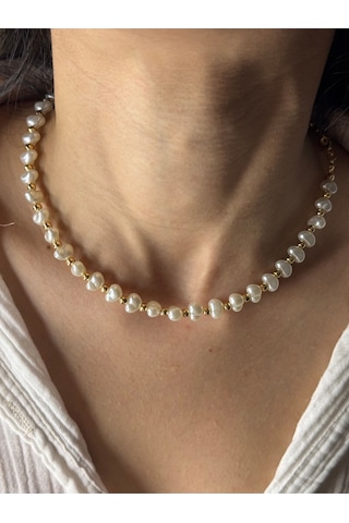 Altın Top Detaylı Beyaz İnci Kolye Choker Model Altın