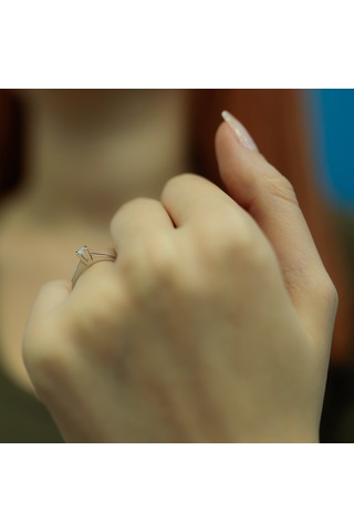 Lova  F Renk 0,13 Karat Pırlanta Tektaş Yüzük - IDL Sertifikalı