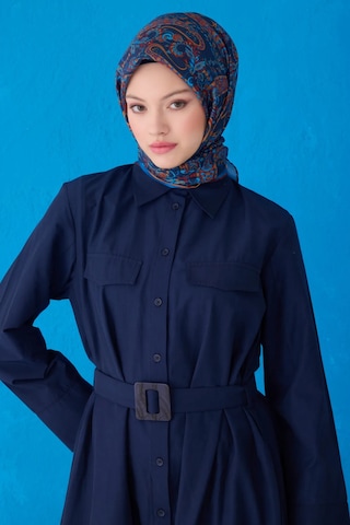 BELLİ Saf İpek Eşarp 4101d02 Sura İpek -0235 - 90 X 90 / Lacivert Lacivert