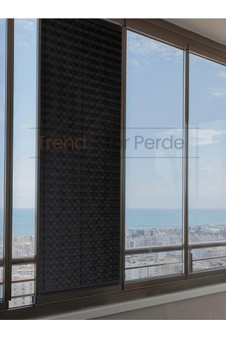 Siyah Plise Katlanır Cam Balkon Perdesi - Ofis Perdesi - Salon Perdesi - 026 Siyah
