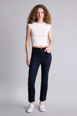 Defacto Crop Flare Fıt Yüksek Bel Bilek Boy Jean Yıkamalı Pantolon G2217ax26spnm40 Siyah-nm40
