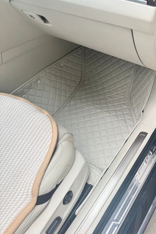 Ford Escort Beyaz Renk 8d Diamond Premium Kaymaz Deri Oto Paspas