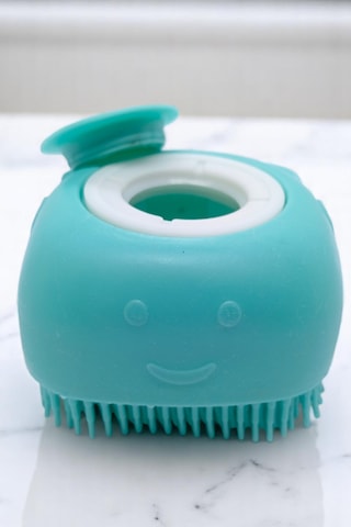 Duş Jeli Hazneli Banyo Masaj Fırçası Silikon Fırça Vücut Temizleme Peeling Kesesi Kedi Köpek Fırçası
