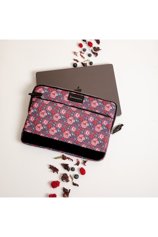 Blossom Lovin'14 İnç Laptop / Macbook Uyumlu Kılıf Fuşya