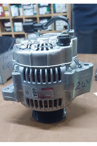 Komatsu Cummıns Excavator Şarj Dinamosu Pc200-pc220 Dizel Denso
