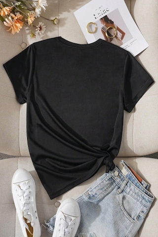 Pamuklu Papatya Kelebek Tasarım Tshirt Siyah