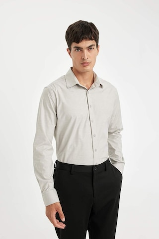 DeFacto Modern Fit Modern Kesim Poplin Düz Pamuk Karışımlı Uzun Kollu Gömlek D3375AX24AUGR297 Gri