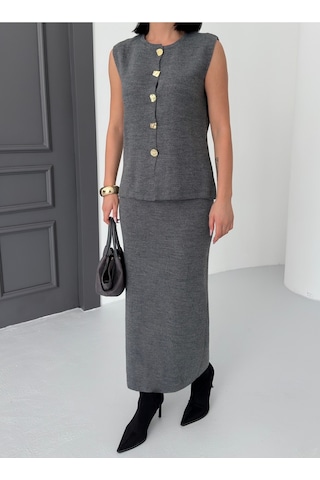 Kadın Düğme Detaylı Yelek Uzun Etek Alt Üst Triko Takım Antrasit