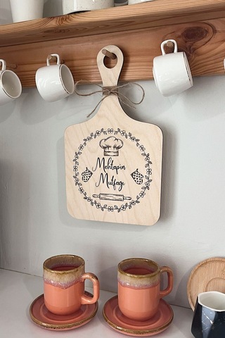 Kişiye Özel Yazılı Ahşap Dekoratif Mutfak Süsü 29x18 Cm Açık Kahverengi