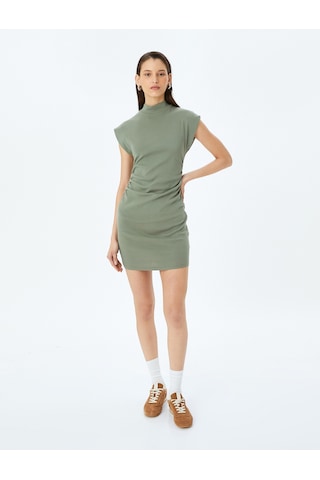 Koton Kap Kol Dik Yaka Slim Fit Mini Elbise Haki 5sak80090ek