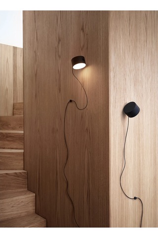 Muuto Post Duvar Lambası 9,5 Cm Dimmable Led Manyetik Başlık Tasarımı Earnest Studio Lambader Siyah Diğer