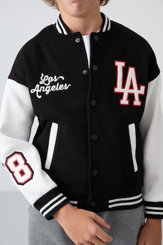 Tommylife Tommy Life Siyah Pamuklu Kalın İçi Tüylü Yumuşak Dokulu Standart Fit Nakışlı Erkek Çocuk Kolej Ceket - 11258 Siyah
