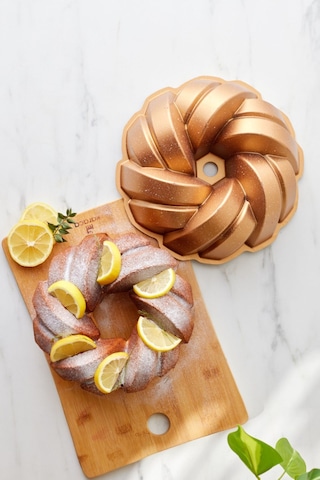 Karaca Örgü Gold Döküm Kek Kalıbı 26 cm