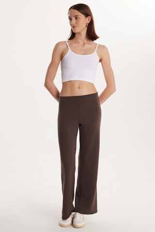Tudors Kadın Relax Fit Rahat Kesim Lastikli Geniş Paça Modal Kahverengi Pantolon-34303 Kahverengi