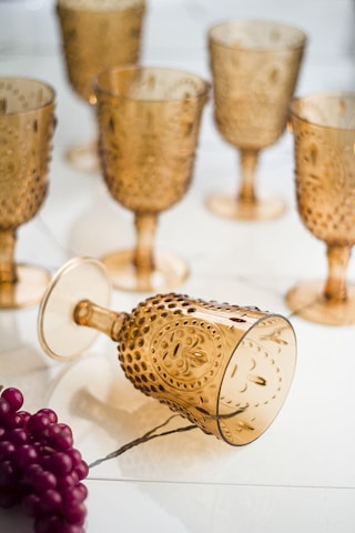 Akrilik Bal 6'lı Kadeh & Su Meşrubat Kahve Yanı Bardağı 450 Ml Cam Değildir Bal