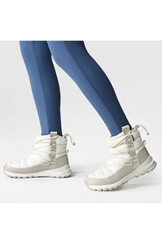 The North Face Thermoball Su Geçirmez Lace Up Kadın Bot Nf0a5lwd32f1 Beyaz