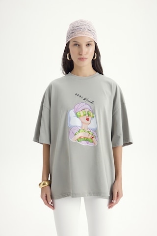 Mai Studios Co. Mood Oversize Gri T-shirt Gri