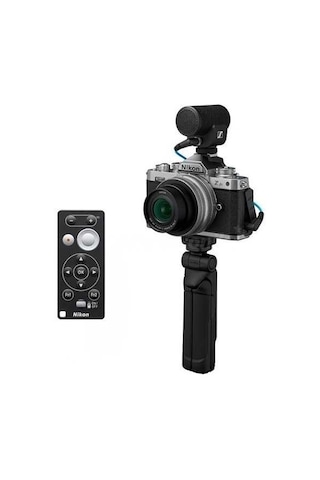 Nikon Z FC + 16-50 MM VR Aynasız Fotoğraf Makinesi Vlogger Kit (Nikon Karacasulu Garantili)