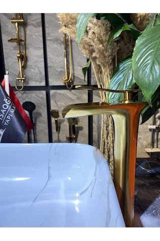 İsaoğlu Yapı Mat Gold Çanak Lavabo Bataryası Şelale Lavabo Musluğu Fırçalanmış Mat Altın Batarya Gold