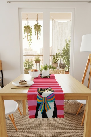 Vivanni Home Yıkanabilir Dikdörtgen Runner Günlük Kullanıma Uygun, Pratik Ve Uzun Ömürlü Pembe Kedi