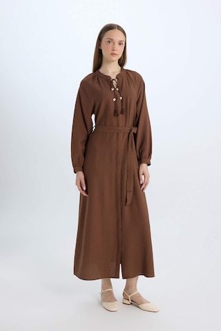 DeFacto Relax Fit Hakim Yaka Uzun Kollu Kuşaklı Maxi Elbise D7322AX25SPBN317