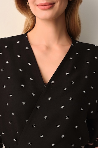 Suwen Monogram Kısa Sabahlık Sh26514615911 Siyah