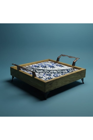 Merlannes Ahşap Sunum Tahtası - %100 El Yapımı - Çam Ağacı, Seramik Ve Çini - 23x23x9,5 Cm Kahverengi
