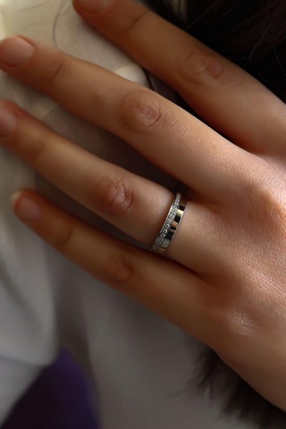 Semiz Altın Beyaz Yarımtur Altın Alyans