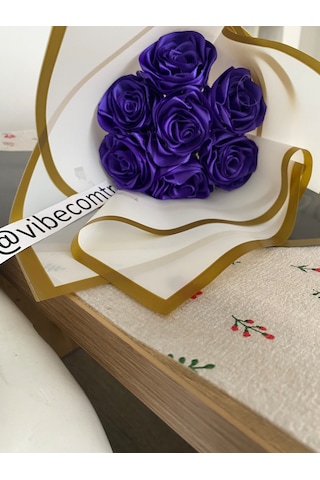 7'li Solmayan Lacivert Gül Buketi Lacivert