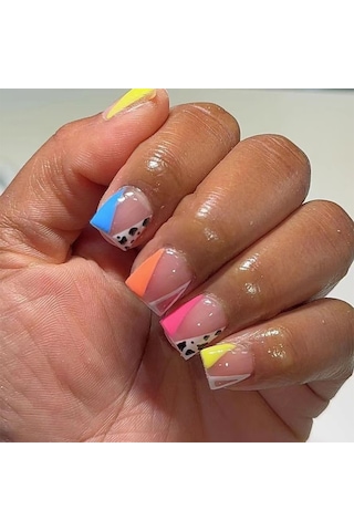 Kısa Kare Parlak Çok Renkli Fransız Tırnak Şeritleri Düzensiz Leopar Tatlı Havalı Takma Tırnaklar 24 Adet Takma Tırnak Dahil Aletlerys018